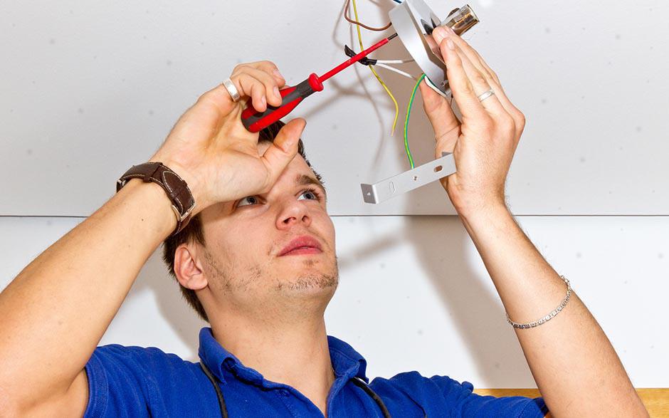 électricien installateur Paris 17